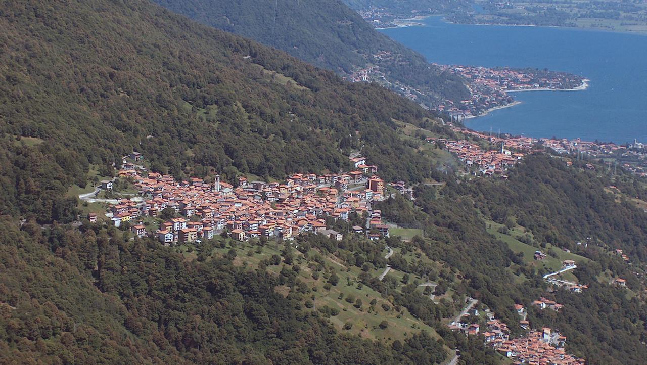 B&B Zia Maria Garzeno Exterior photo